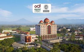 Alhambra Hotel & Convention, BW Signature Collection